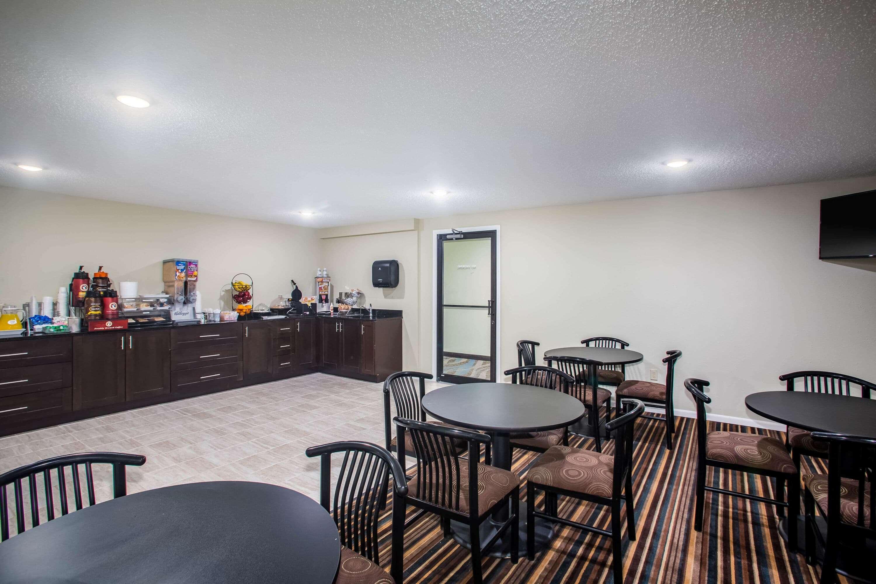 Travelodge By Wyndham Wahpeton Exterior photo